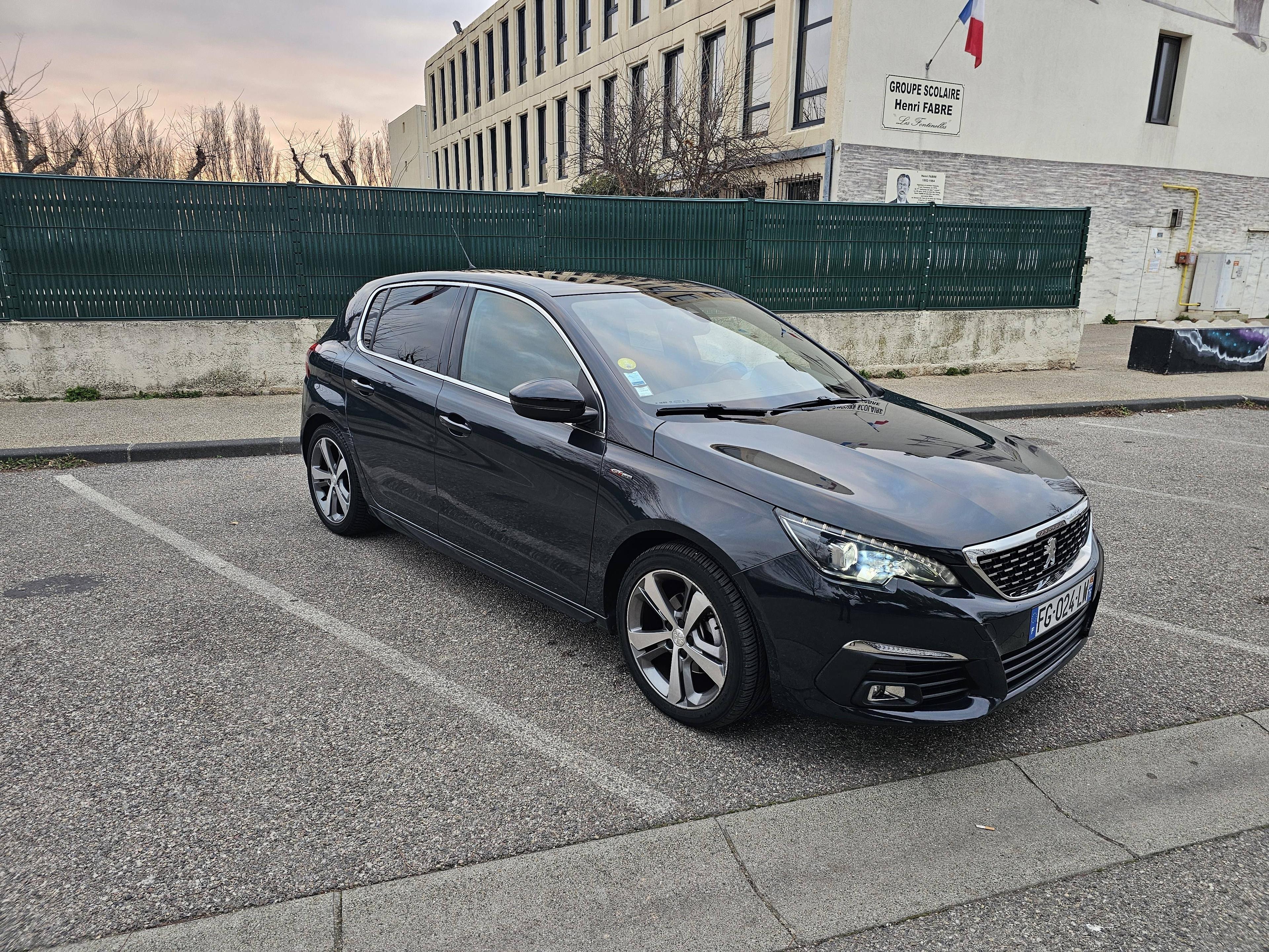 PEUGEOT 308